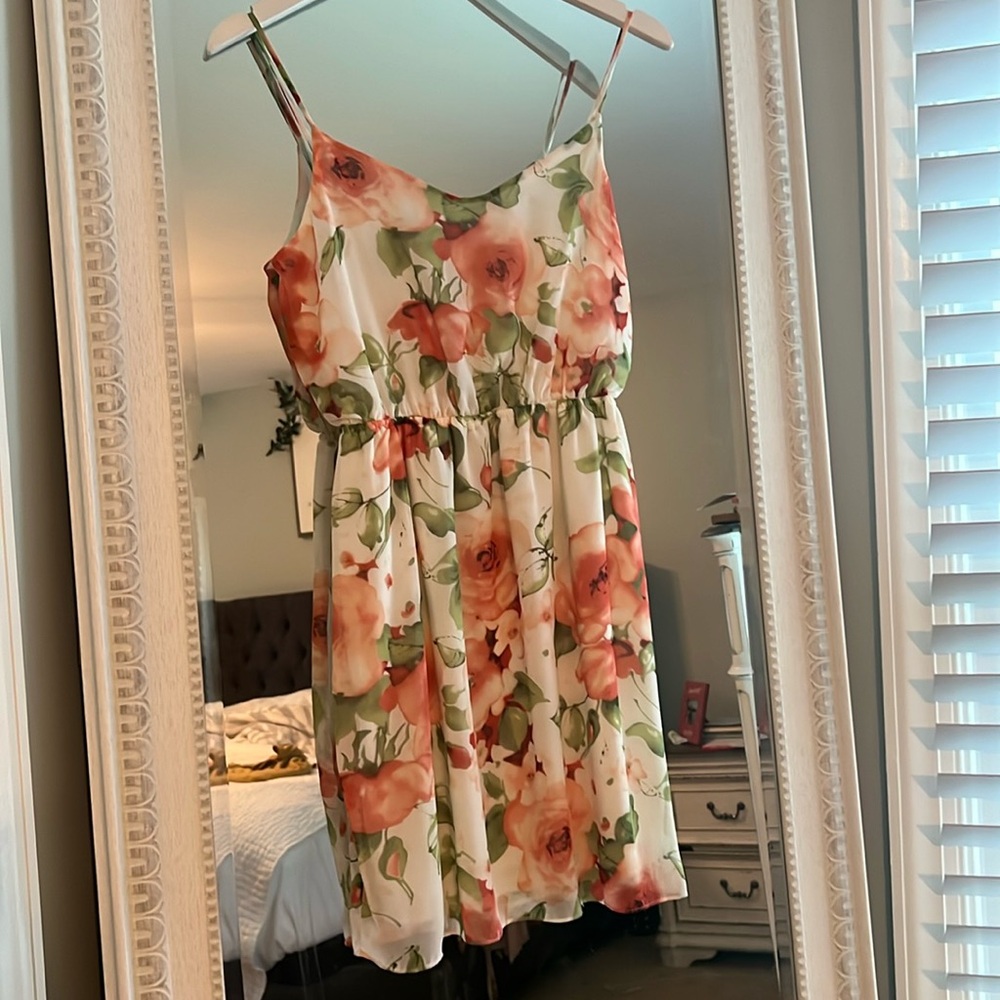 Brand new! Soprano floral dress!!